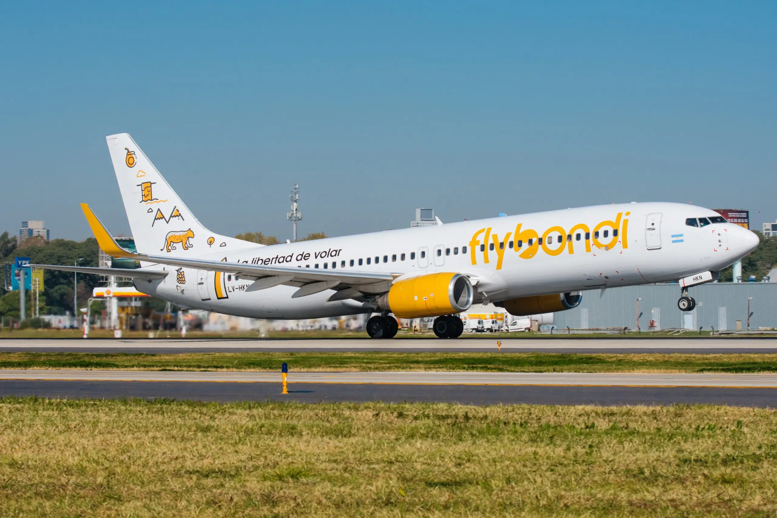 Avião Flybondi