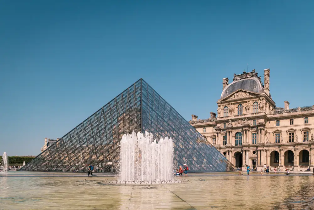 visita privada ao Louvre